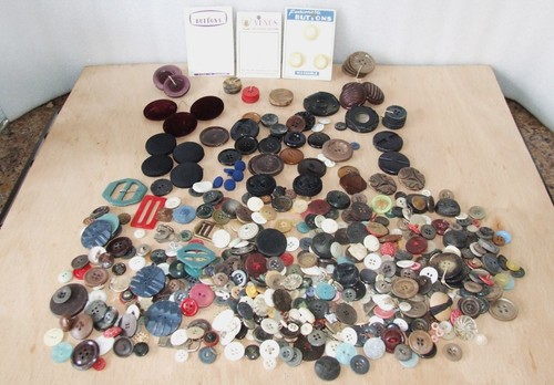 Vintage buttons job lot - vintage,