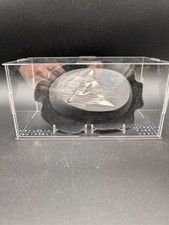 Race worn knee slider signed - race,
