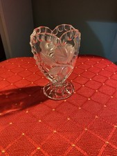 Elegant Lead Crystal Heart