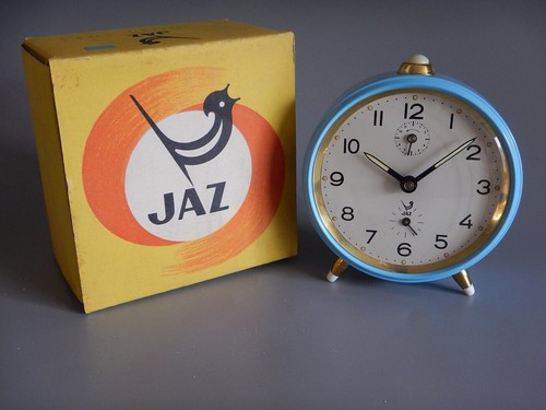 New stock 70s clock - n.o.s.,