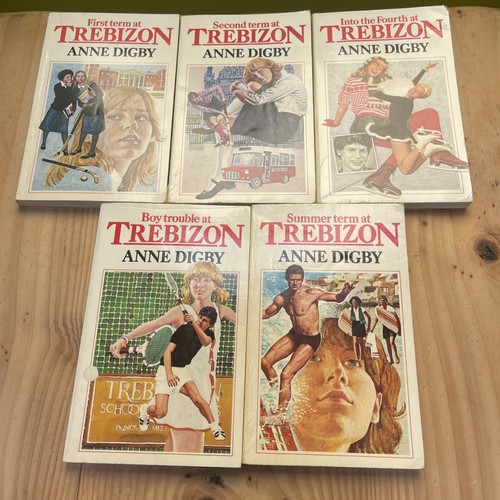 Trebizon books anne digby - x5,