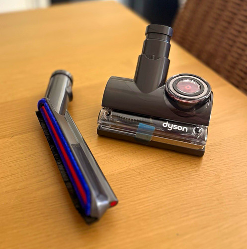 Dyson carbon fibre - carbon,