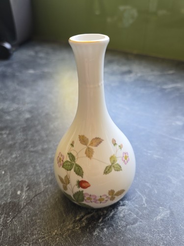 Wedgwood bone china - bone, wild