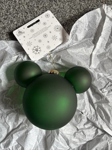 Disney parks green mickey - parks,