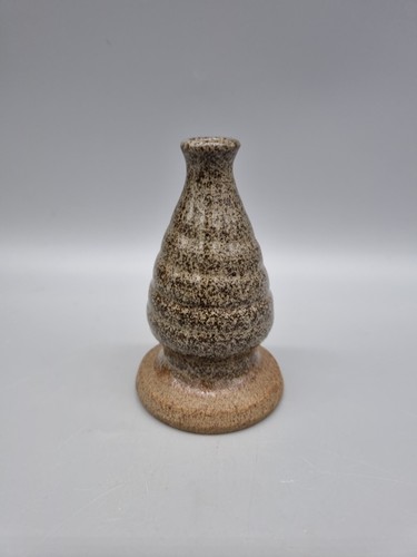 Small pembs pottery - small, pie