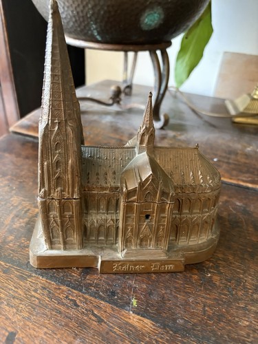 Vintage metal kolner - kolner, dom