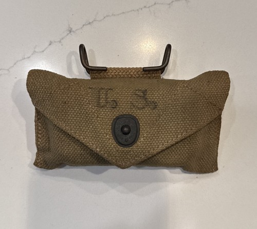 Ww2 first aid pouch m1924 - aid,