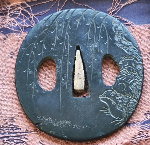 Frog tsuba - 【frog, (kaeru)】tsuba