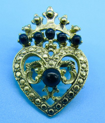 Vintage luckenbooth brooch - vintage,