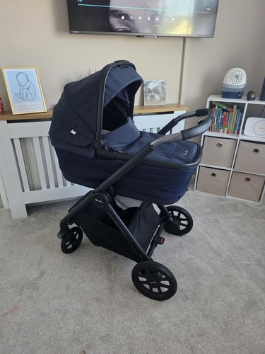 Silver cross reef pram and - cross,