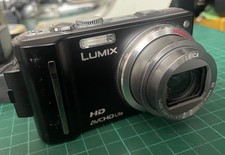 Panasonic LUMIX DMC-TZ10