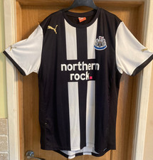Newcastle United 2011-12 Home Kit Large