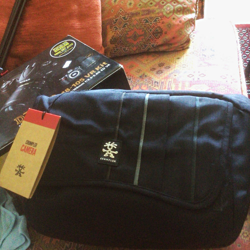 Crumpler black carry shoulder - black, carry/shoulder