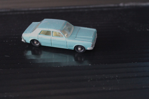 Lesney matchbox ford zodiac - lesney,