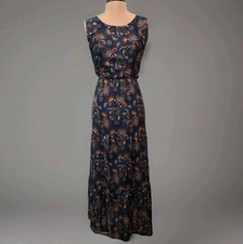 Lara Guidotti Tiered Floral