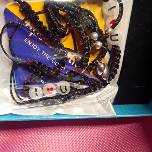 Adjustable black cord i - black, "i