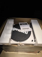 Gemini TT-900BW Modern  Bluetooth Turntable system with 2-Way Stereo Speakers