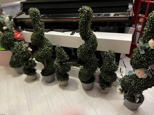 Artificial green spiral - artificial,