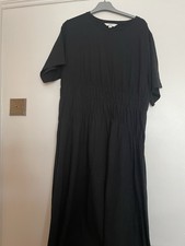 M&S Size 20 Black T Shirt MIDI