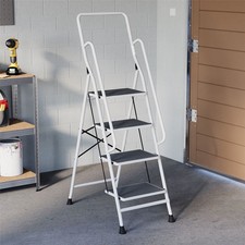 4 Step Ladder With Handrail