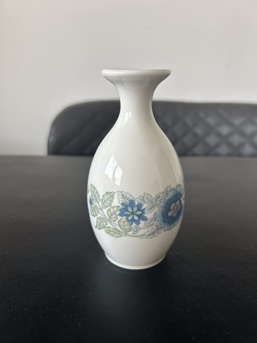 Wedgwood bone china - bone, clementine