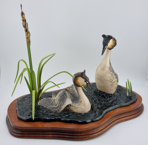 Border fine arts courting - arts,