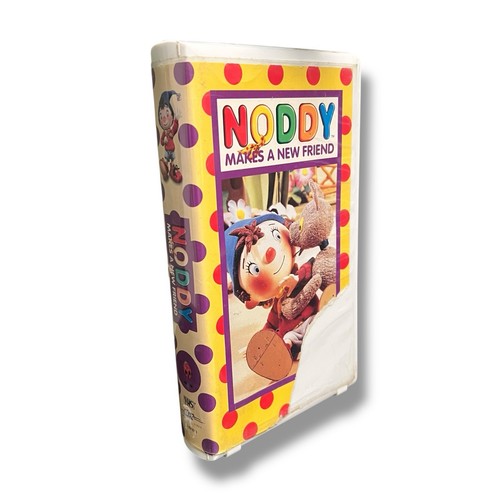 Noddy makes new friend - noddy,