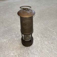 E. Thomas & Williams Vintage