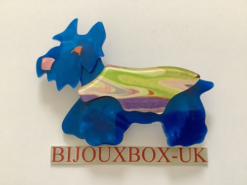 Lea stein kimdoo dog brooch - stein,