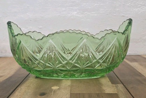 Vintage green glass - green, oval