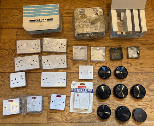Electrical job lot - lot, sockets