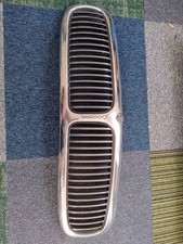 Jaguar Xj Grill