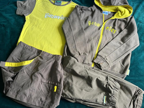 Budget brownie uniform - budget,