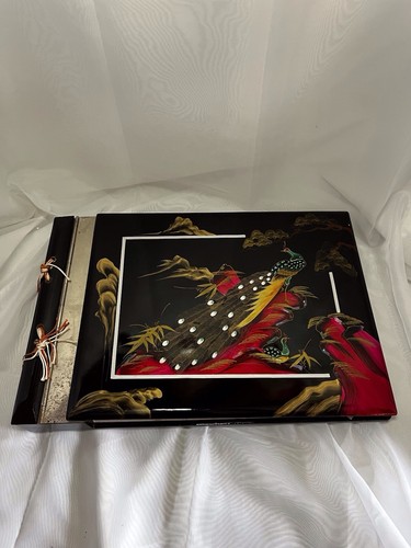 Vintage japanese black lacquer - black,