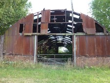 Photo A1 A Nissen hut past its