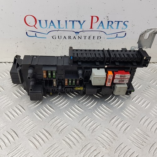 Mercedes class fuse box - mercedes,