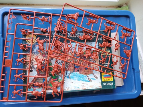 Zvezda 8003 mongols - zvezda,