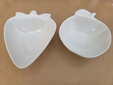 Set of 2 Parlane Decorative Snack Bowls. 1 Apple 1 Strawberry.