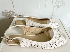 Peacocks White Cut Out Design Flat Sandals Size 5