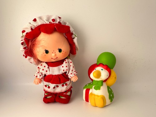 Vintage strawberry shortcake - strawberry,