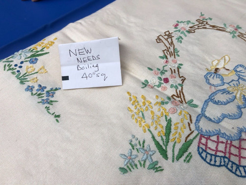 Table cloth linen - table,