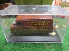 ATLAS EDITIONS CITROEN C35 REMOVAL VAN  DIORAMA + FIGURE 1/43 MIB