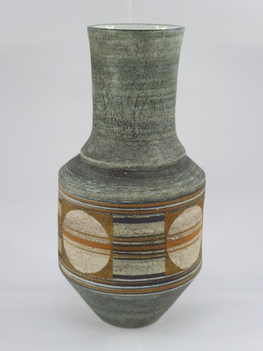 Troika urn vase - -, ann