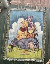 Disney Classic Pooh Throw
