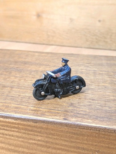 1940s vintage dinky - vintage, 37b