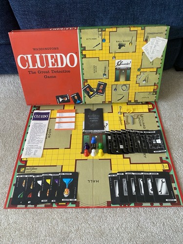 Cluedo board game 1975 - board,