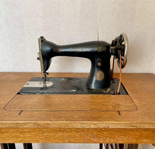 Antique 1926 singer treadle - antique,