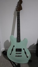Tom Delonge Fender Starcaster