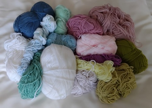 Oddments baby knitting - baby,