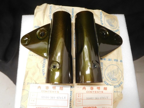 Honda 250 lamp holder - cb,
